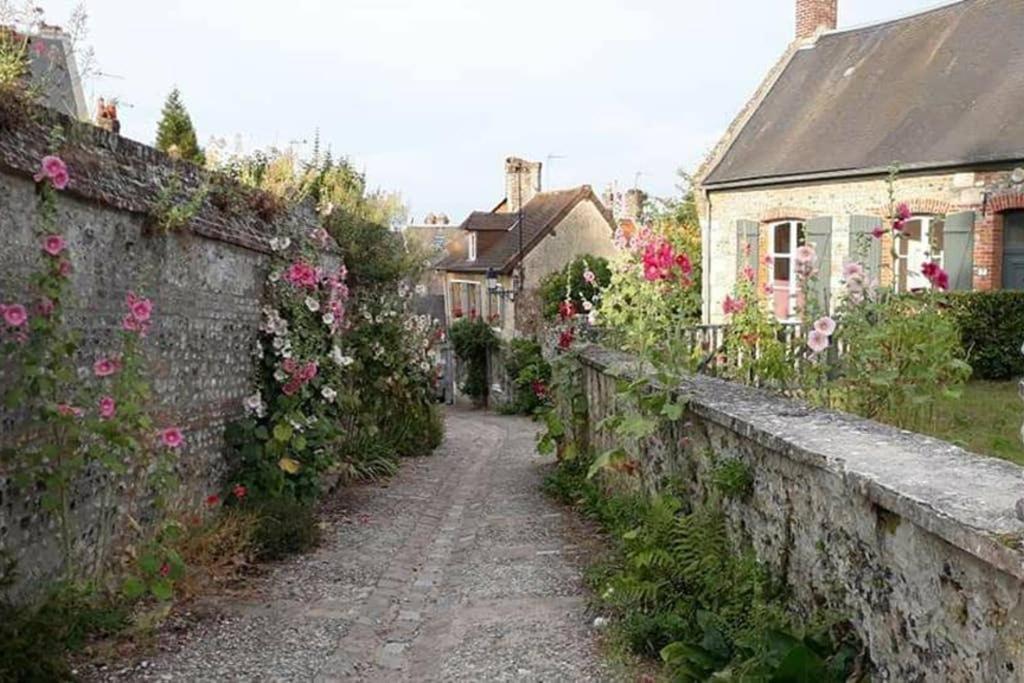 Gite A Bon Port Abbeville 5 Personnes エクステリア 写真